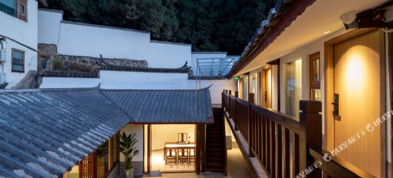 漫丽士・360°雪山观景・纳西传承设计师美宿(丽江古城四方街店)图片