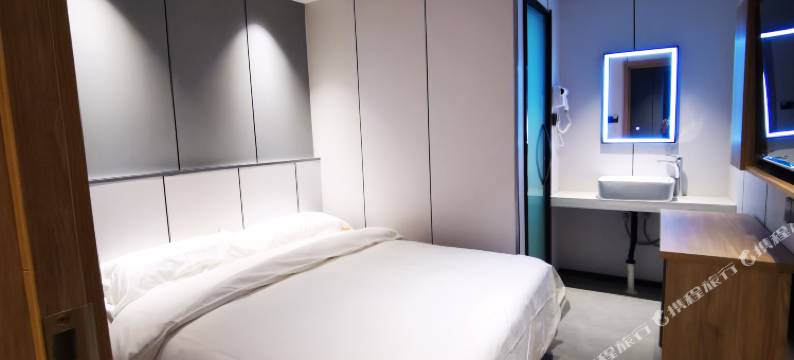 兰州鸿顺源客栈(兰州西站土门墩地铁站店)图片