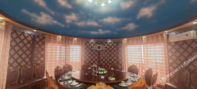 察右中旗白骏马民宿图片