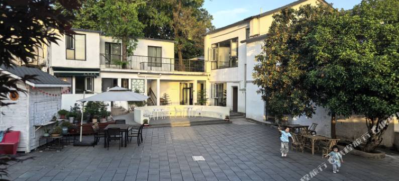 东湖香居客舍(磨山生态旅游风景区店)图片