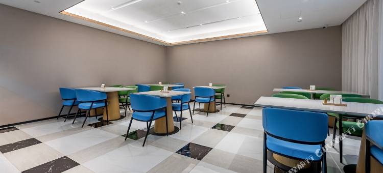 白玉兰酒店(邯郸高铁东站万象汇店)图片