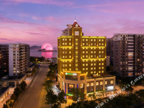 珠海情侣路日月贝大剧院·Holiday Inn Express洲际智选假日酒店
