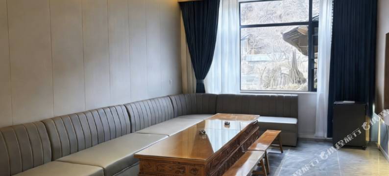 平武雪莲山庄图片