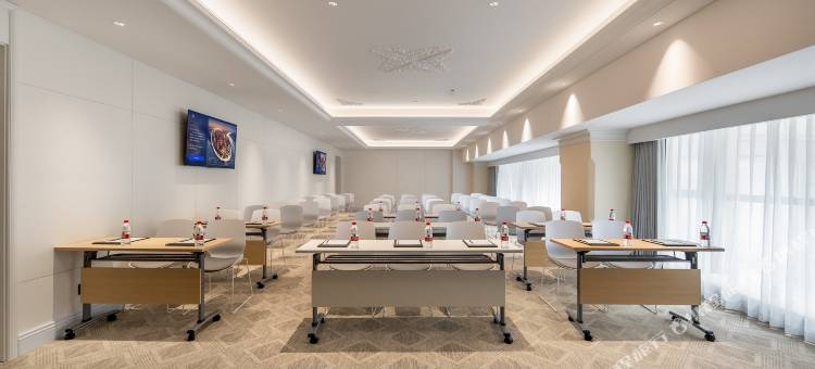 维也纳国际酒店(南滨路国际金融中心店)图片