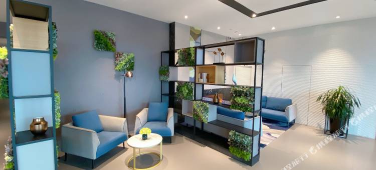 如家商旅酒店(贵阳龙洞堡机场中兴地铁站店)图片