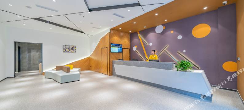 IU酒店(重庆大渡口步行街新山村地铁站店)图片