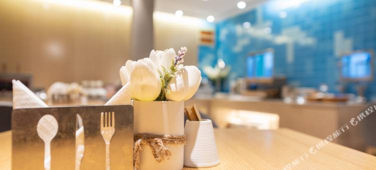 如家酒店·neo(上海新国际博览中心龙阳路地铁站店)图片