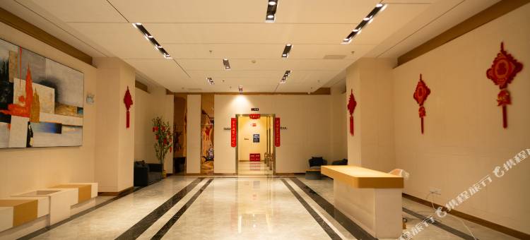 美橙酒店(贵阳火车站店)图片