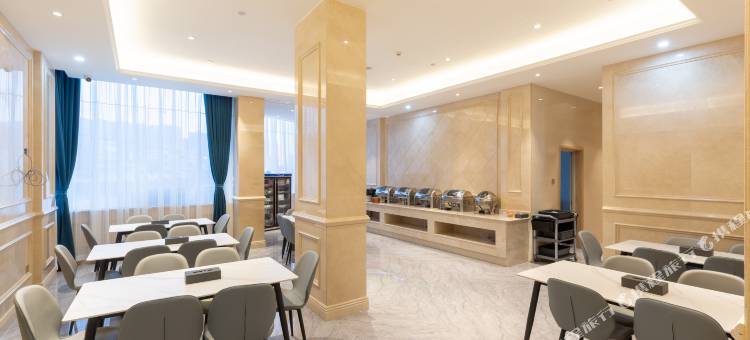 维也纳酒店(化州绿景国际店)图片