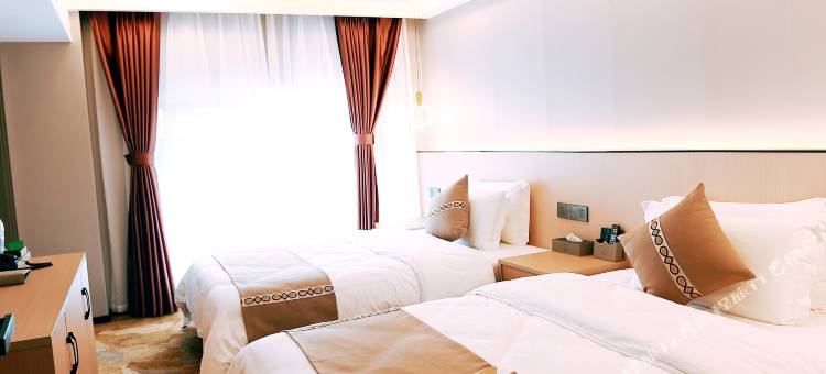 梓雲酒店(高县万达广场店)图片