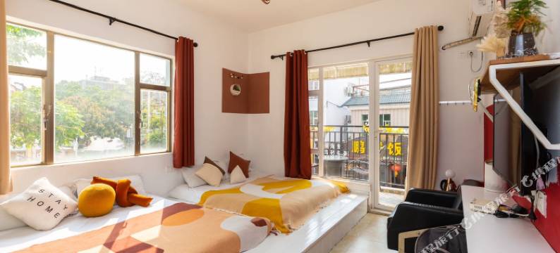 深圳山海民宿(较场尾大鹏古城店)图片