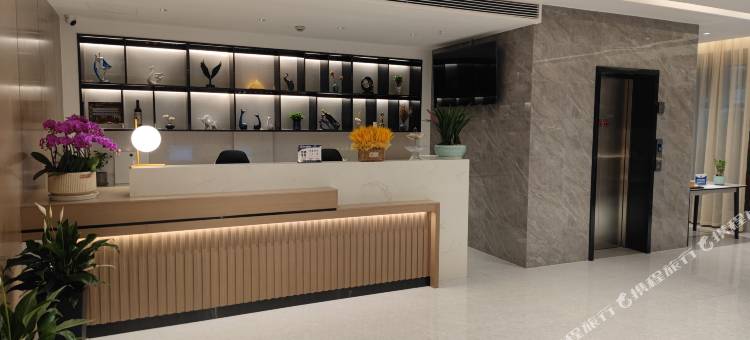 秋天童话智慧酒店(慈溪银泰城店)图片