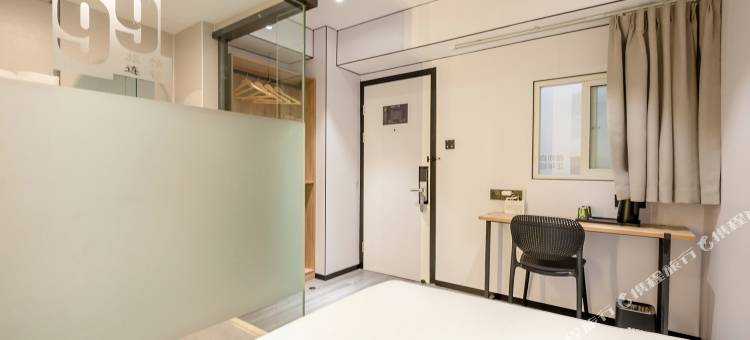 青季酒店MINI(成都红牌楼地铁站店)图片