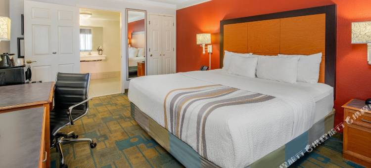尔湾光谱温德姆拉昆塔酒店(La Quinta by Wyndham Irvine Spectrum)图片