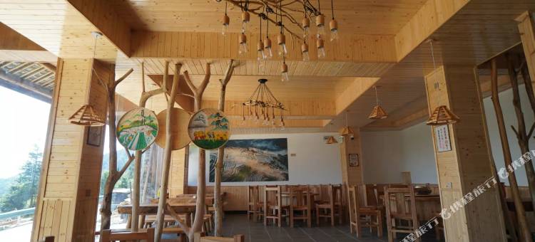 从江半山居客栈图片