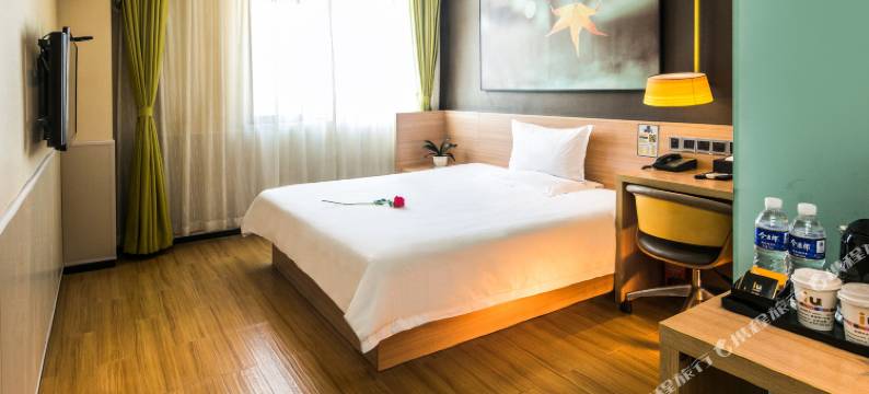 美誉酒店(郑州大学南校区绿城广场地铁站店)图片