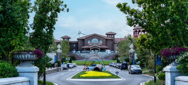 怀来湖畔拾闲温泉度假酒店图片