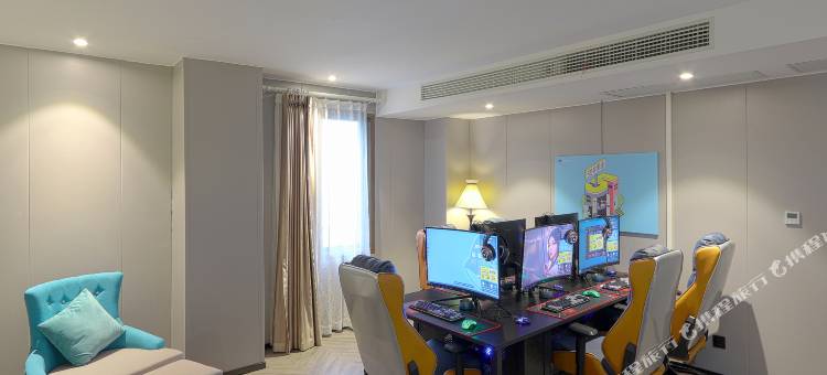 网鱼电竞酒店(苏州汽车南站团结桥地铁站店)图片