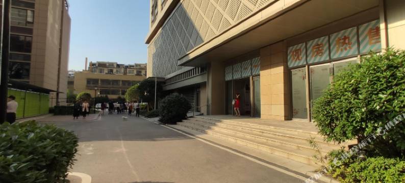 趣住酒店式公寓(武汉汉口火车站园博园店)图片