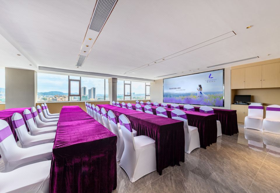Lavande Hotel Dongguan Huangjiang Hotel Overview