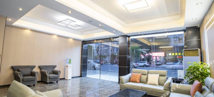 由里舒泊智慧酒店(绵阳经开万达广场店)图片