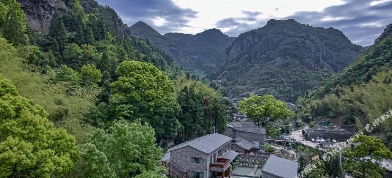 VLA HOUSE(乐清黄檀硐村店)图片