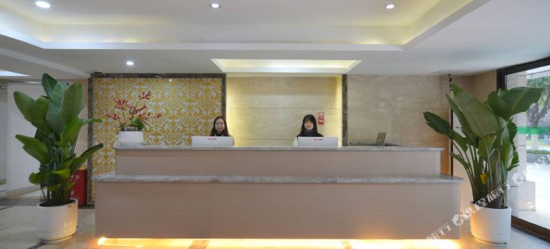 重庆文柏酒店公寓(两江幸福广场光电园店)图片