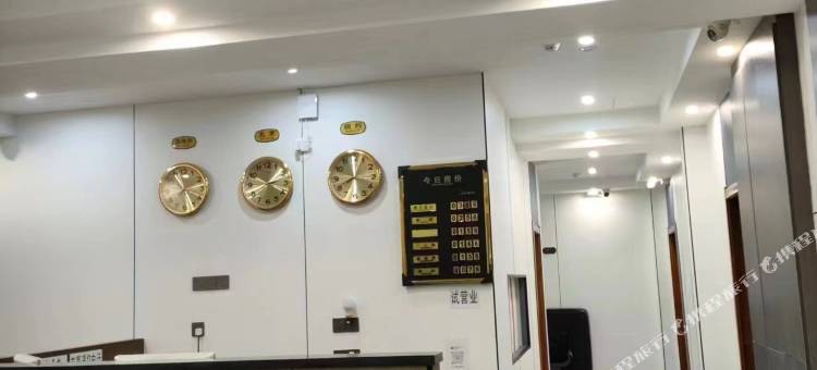 初见商务宾馆(青冈康庄大道店)图片