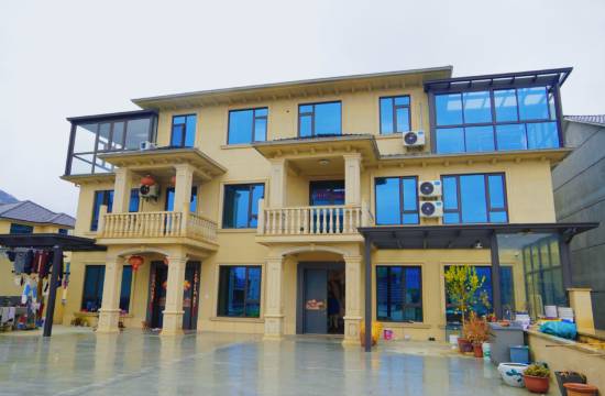 桐庐照见民宿(OMG心跳乐园店)