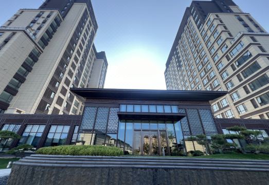 松山温泉酒店外景图