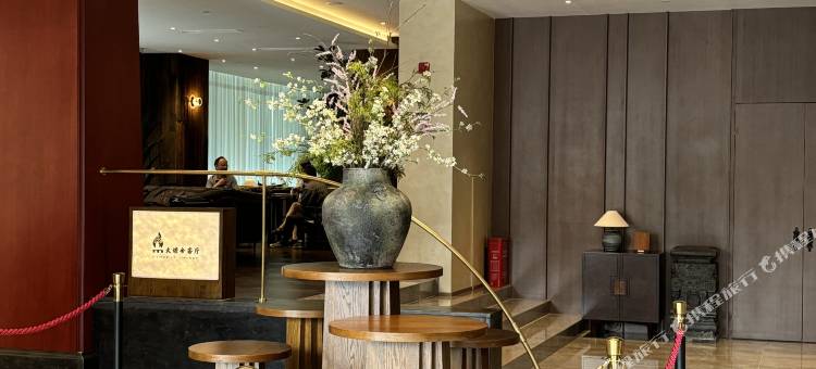 马尔康弥久希卡酒店图片