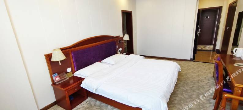 德保永恒商务酒店图片