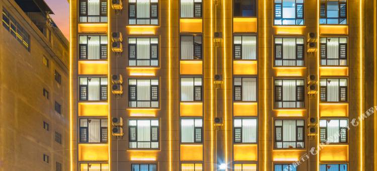 蓝宜尚居酒店(西河公园店)图片