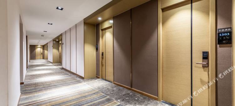 艾思优品酒店(雁江区政府店)图片