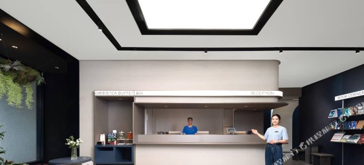 昆明同德广场白云路轻居酒店图片