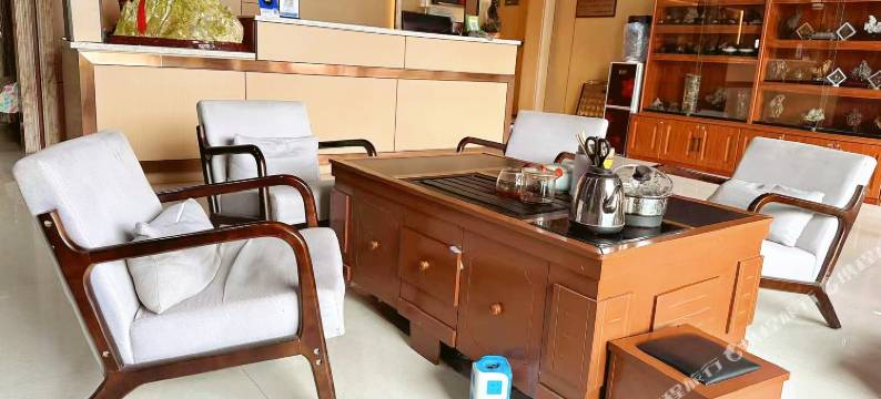 阿拉善左旗怡家精选酒店图片