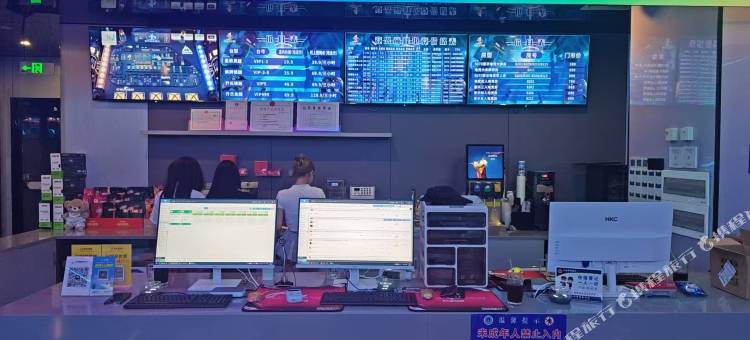 竞界巅峰电竞酒店(南城高铁站店)图片