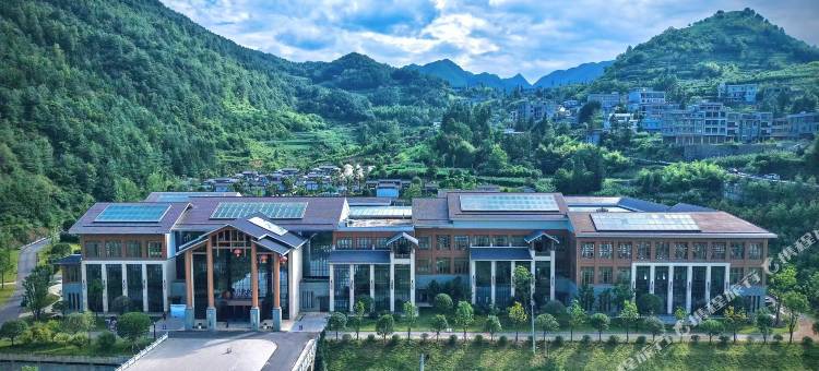 九股水温泉中心酒店图片