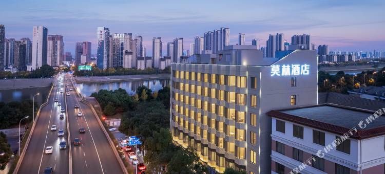 莫林酒店(长沙万家丽广场地铁站扬帆夜市店)图片