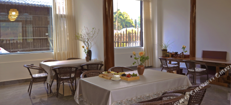 腾冲北海湿地良德海畔温泉民宿图片