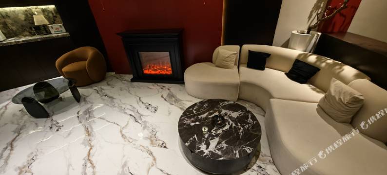 白玉兰酒店(华阴华山景区店)图片