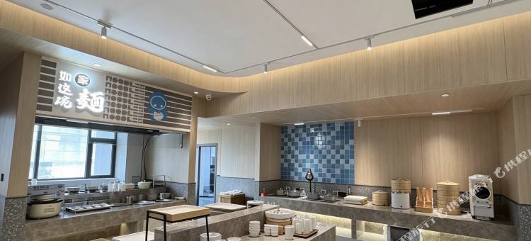 如家YUNIK电竞酒店(威海高铁站韩乐坊店)图片
