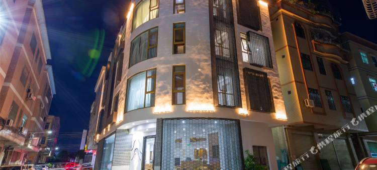 中山·天曦|Skye·BathtubCinema设计民宿(坦背新市场店)图片