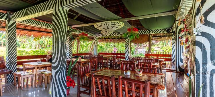 你的兄弟之家部落村(Your Brothers House Tribal Village)图片