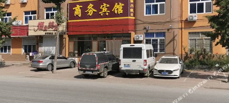 丽兴佳日商务宾馆(莱西高铁站店)图片