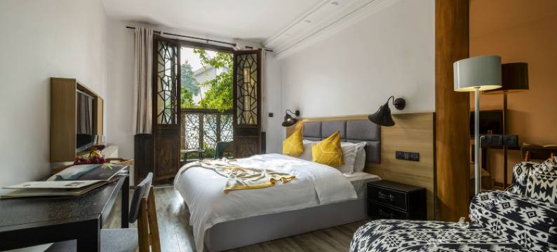 峨眉山隐舍精品酒店图片