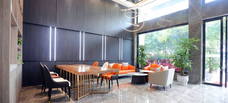 致馨栀子花开酒店(松滋高成大道店)图片