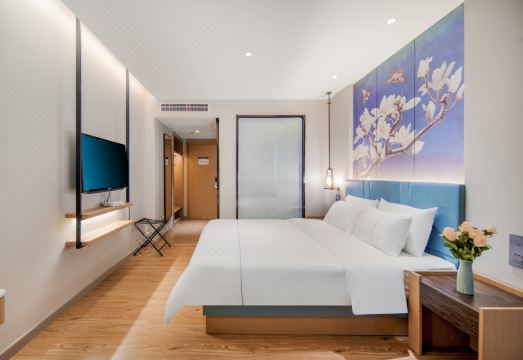 Baiyulan Hotel (Suixi County People's Government Administrative Service Center Branch) Hotel Overview