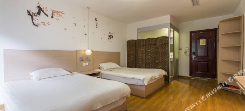 哈啰轻酒店(徐州矿大南湖店)图片