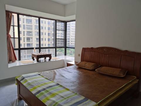 湛江海安新港靓丽三居公寓